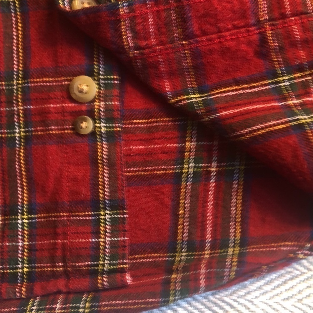 EDDIE BAUER Men's Medium Red  Plaid Flannel Button Down  USED Good Condition - Picture 12 of 15